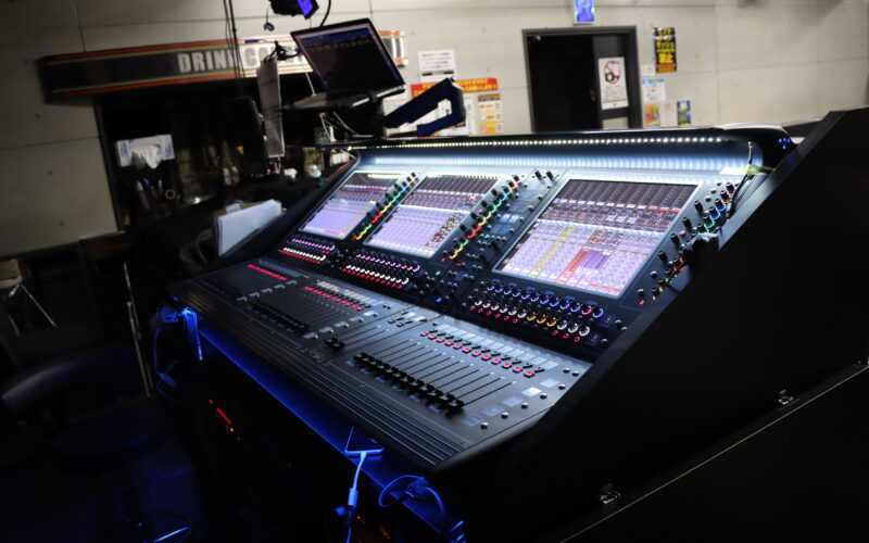 Main console: DiGiCo ‘Quantum338’